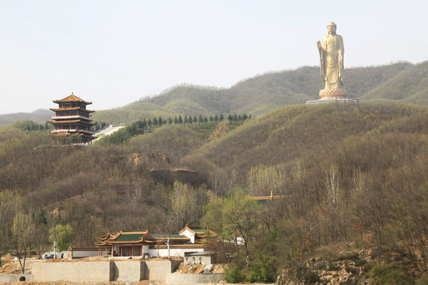Spring Temple Buddha/Zhongyuan Buddha Statue